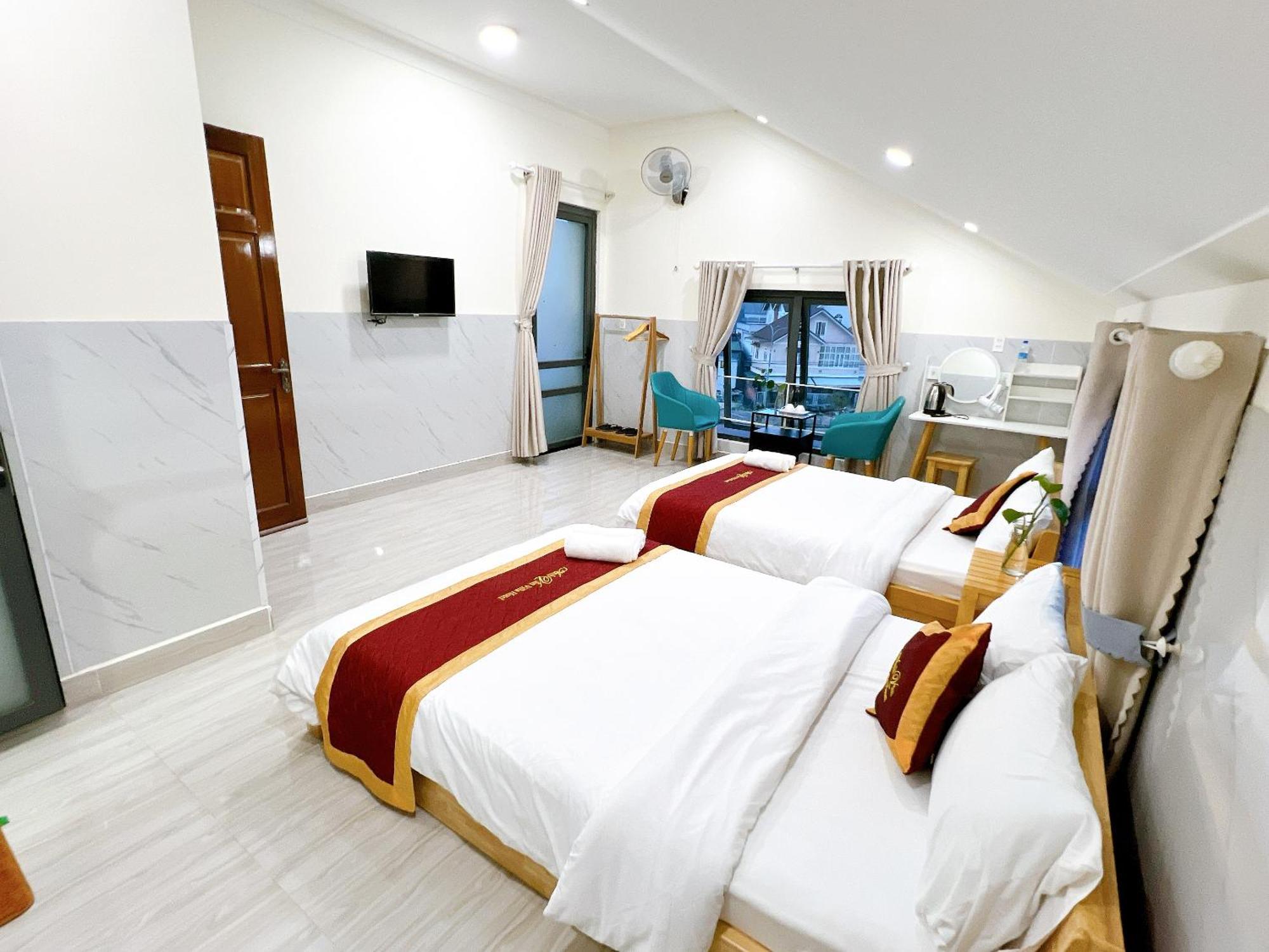 Anh Van Villa Hotel Da Lat Exterior photo